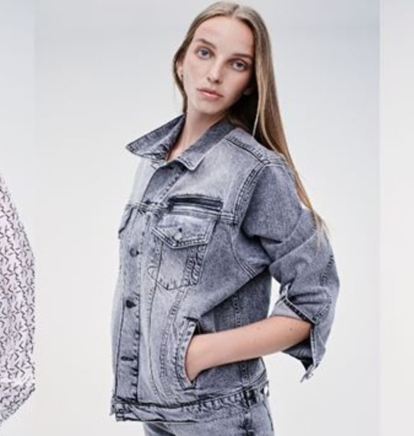 T&#x3B1; 10 &#x3BA;&#x3BF;&#x3BC;&#x3BC;&#x3AC;&#x3C4;&#x3B9;&#x3B1; &#x2013; &#x3C4;&#x3AC;&#x3C3;&#x3B5;&#x3B9;&#x3C2; &#x3C4;&#x3B7;&#x3C2; &#x3AC;&#x3BD;&#x3BF;&#x3B9;&#x3BE;&#x3B7;&#x3C2; &#x3C0;&#x3BF;&#x3C5; &#x3B1;&#x3BD;&#x3B1;&#x3BA;&#x3B1;&#x3BB;&#x3CD;&#x3C8;&#x3B1;&#x3BC;&#x3B5; &#x3C3;&#x3C4;&#x3B7; &#x3C3;&#x3C5;&#x3BB;&#x3BB;&#x3BF;&#x3B3;&#x3AE; Karl Lagerfeld