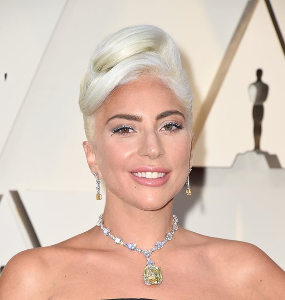 &#x3A4;&#x3B9; &#x3BC;&#x3AC;&#x3C2; &#x3B8;&#x3CD;&#x3BC;&#x3B9;&#x3C3;&#x3B5; &#x3C4;&#x3BF; &#x3B4;&#x3B9;&#x3B1;&#x3BC;&#x3B1;&#x3BD;&#x3C4;&#x3AD;&#x3BD;&#x3B9;&#x3BF; &#x3BA;&#x3CC;&#x3C3;&#x3BC;&#x3B7;&#x3BC;&#x3B1; &#x3C4;&#x3B7;&#x3C2; Lady Gaga &#x3C3;&#x3C4;&#x3B1; Oscars;