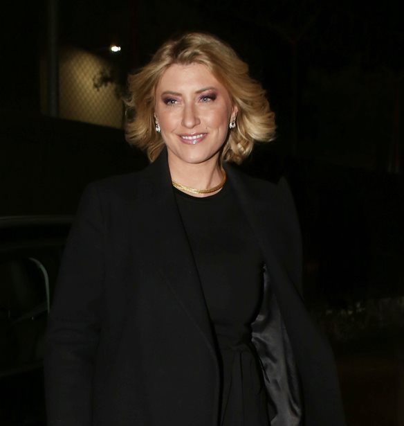 &#x397; &#x3A3;&#x3AF;&#x3B1; &#x39A;&#x3BF;&#x3C3;&#x3B9;&#x3CE;&#x3BD;&#x3B7; &#x3BC;&#x3B5; &#x3C4;&#x3BF; &#x3C7;&#x3C1;&#x3CE;&#x3BC;&#x3B1; &#x3BC;&#x3B1;&#x3BD;&#x3B9;&#x3BA;&#x3B9;&#x3BF;&#x3CD;&#x3C1; &#x3C0;&#x3BF;&#x3C5; &#x3B8;&#x3B1; &#x3C6;&#x3BF;&#x3C1;&#x3B5;&#x3B8;&#x3B5;&#x3AF; &#x3CC;&#x3C3;&#x3BF; &#x3BA;&#x3B1;&#x3BD;&#x3AD;&#x3BD;&#x3B1; &#x3C6;&#x3AD;&#x3C4;&#x3BF;&#x3C2; &#x3C4;&#x3BF;&#x3BD; &#x3C7;&#x3B5;&#x3B9;&#x3BC;&#x3CE;&#x3BD;&#x3B1;