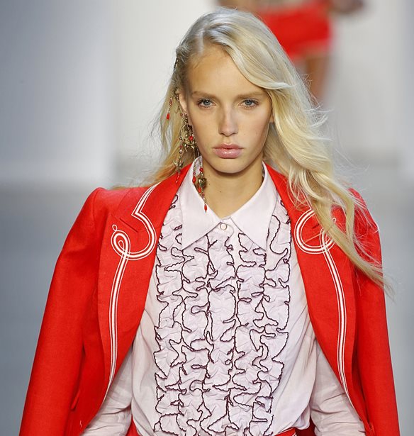 &#x393;&#x3B9;&#x3B1;&#x3C4;&#x3AF; &#x3B4;&#x3B5;&#x3BD; &#x3BC;&#x3B1;&#x3BA;&#x3C1;&#x3B1;&#x3AF;&#x3BD;&#x3BF;&#x3C5;&#x3BD; &#x3C4;&#x3B1; &#x3BC;&#x3B1;&#x3BB;&#x3BB;&#x3B9;&#x3AC; &#x3C3;&#x3BF;&#x3C5;; &#x391;&#x3C5;&#x3C4;&#x3CC;&#x3C2; &#x3B5;&#x3AF;&#x3BD;&#x3B1;&#x3B9; &#x3BF; &#x3B2;&#x3B1;&#x3C3;&#x3B9;&#x3BA;&#x3CC;&#x3C2; &#x3BB;&#x3CC;&#x3B3;&#x3BF;&#x3C2;