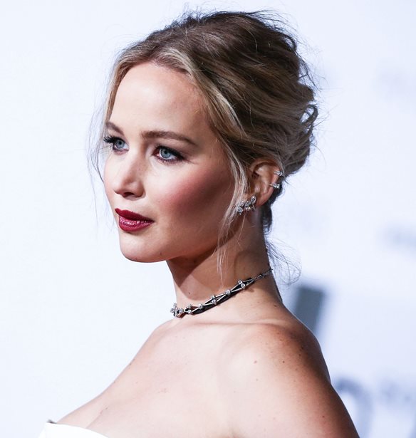 Jennifer Lawrence | &#x388;&#x3B3;&#x3BA;&#x3C5;&#x3BF;&#x3C2; &#x3BE;&#x3B1;&#x3BD;&#x3AC;