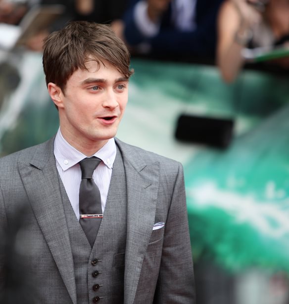 Daniel Radcliffe | &#x397; &#x3C3;&#x3BA;&#x3B7;&#x3BD;&#x3AE; &#x3C4;&#x3B1;&#x3B9;&#x3BD;&#x3AF;&#x3B1;&#x3C2; Harry Potter &#x3C0;&#x3BF;&#x3C5; &#x3C4;&#x3BF;&#x3BD; &#x3C4;&#x3C1;&#x3BF;&#x3BC;&#x3BF;&#x3BA;&#x3C1;&#x3AC;&#x3C4;&#x3B7;&#x3C3;&#x3B5;