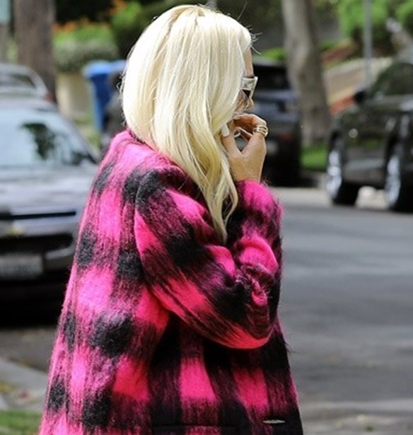 &#x3A0;&#x3BF;&#x3B9;&#x3B1; &#x3C4;&#x3C1;&#x3B1;&#x3B3;&#x3BF;&#x3C5;&#x3B4;&#x3AF;&#x3C3;&#x3C4;&#x3C1;&#x3B9;&#x3B1; &#x3B8;&#x3B1; &#x3C4;&#x3B9;&#x3BC;&#x3B7;&#x3B8;&#x3B5;&#x3AF; &#x3BC;&#x3B5; &#x3C4;&#x3BF; Fashion Icon Award &#x3C3;&#x3C4;&#x3B1; People&#x2019;s Choice Awards;