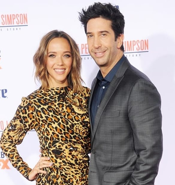 David Schwimmer: &#x3A7;&#x3CE;&#x3C1;&#x3B9;&#x3C3;&#x3B5; &#x3BC;&#x3B5; &#x3C4;&#x3B7;&#x3BD; Zoe Buckman &#x3BC;&#x3B5;&#x3C4;&#x3AC; &#x3B1;&#x3C0;&#x3CC; 7 &#x3C7;&#x3C1;&#x3CC;&#x3BD;&#x3B9;&#x3B1; &#x3B3;&#x3AC;&#x3BC;&#x3BF;&#x3C5;!