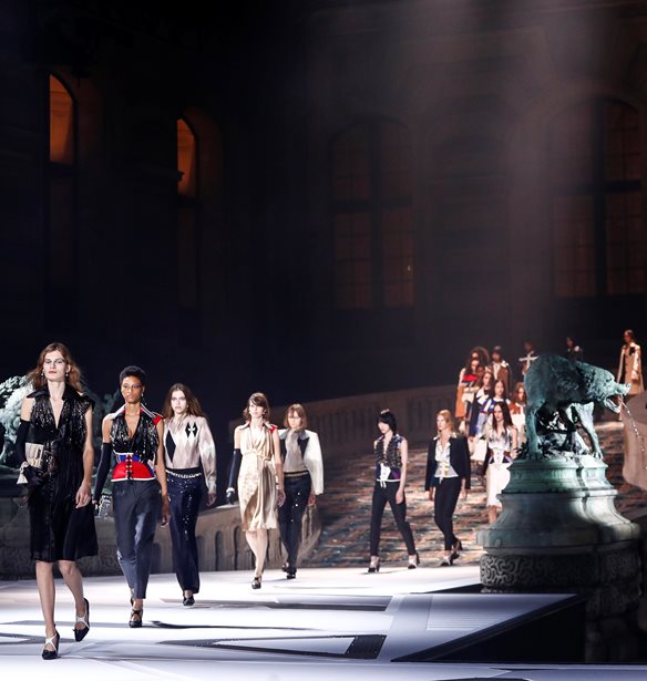 Miu Miu, Louis Vuitton F/W 2018-19 | Τα looks που ξεχωρίσαμε