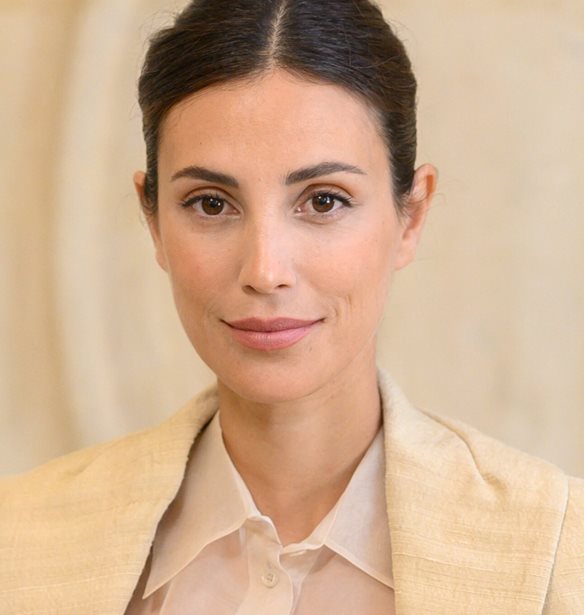 Alessandra de Osma | &#x397; &#x3C0;&#x3C1;&#x3B9;&#x3B3;&#x3BA;&#x3AF;&#x3C0;&#x3B9;&#x3C3;&#x3C3;&#x3B1; &#x3C4;&#x3BF;&#x3C5; &#x391;&#x3BD;&#x3CC;&#x3B2;&#x3B5;&#x3C1;&#x3BF; &#x3C6;&#x3CC;&#x3C1;&#x3B5;&#x3C3;&#x3B5; &#x3C4;&#x3B7;&#x3BD; &#x3C0;&#x3B9;&#x3BF; &#x3BA;&#x3BF;&#x3BC;&#x3C8;&#x3AE; &#x3BF;&#x3BB;&#x3CC;&#x3C3;&#x3C9;&#x3BC;&#x3B7; &#x3C6;&#x3CC;&#x3C1;&#x3BC;&#x3B1; &#x3B1;&#x3C0;&#x3CC; &#x3C4;&#x3B7; Massimo Dutti