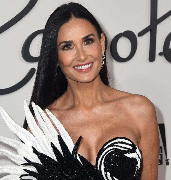&#x397; Demi Moore &#x3B8;&#x3C5;&#x3BC;&#x3AC;&#x3C4;&#x3B1;&#x3B9; &#x3BA;&#x3B1;&#x3B9; &#x3C4;&#x3B9;&#x3BC;&#x3AC; &#x3C4;&#x3BF; &#x3BB;&#x3B1;&#x3C4;&#x3C1;&#x3B5;&#x3BC;&#x3AD;&#x3BD;&#x3BF; &quot;&#x39C;&#x3C0;&#x3B1;&#x3C1;&#x3AC;&#x3BA;&#x3B9; &#x3C4;&#x3BF;&#x3C5; &#x3A3;&#x3B1;&#x3BD; &#x388;&#x3BB;&#x3BC;&#x3BF;&quot;