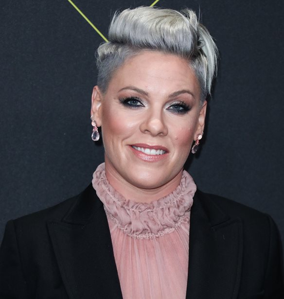 H &#x3BA;&#x3CC;&#x3C1;&#x3B7; &#x3C4;&#x3B7;&#x3C2; Pink &#x3AD;&#x3C7;&#x3B5;&#x3B9; &#x3BA;&#x3BB;&#x3B7;&#x3C1;&#x3BF;&#x3BD;&#x3BF;&#x3BC;&#x3AE;&#x3C3;&#x3B5;&#x3B9; &#x3C4;&#x3BF; &#x3C4;&#x3B1;&#x3BB;&#x3AD;&#x3BD;&#x3C4;&#x3BF; &#x3C4;&#x3B7;&#x3C2;