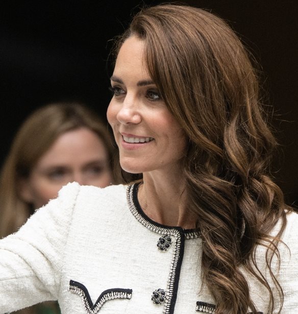 Kate Middleton | &#x391;&#x3C5;&#x3C4;&#x3CC; &#x3B5;&#x3AF;&#x3BD;&#x3B1;&#x3B9; &#x3C4;&#x3BF; &#x3B1;&#x3B3;&#x3B1;&#x3C0;&#x3B7;&#x3BC;&#x3AD;&#x3BD;&#x3BF; &#x3C4;&#x3B7;&#x3C2; &#x3BA;&#x3B1;&#x3BB;&#x3BF;&#x3BA;&#x3B1;&#x3B9;&#x3C1;&#x3B9;&#x3BD;&#x3CC; print