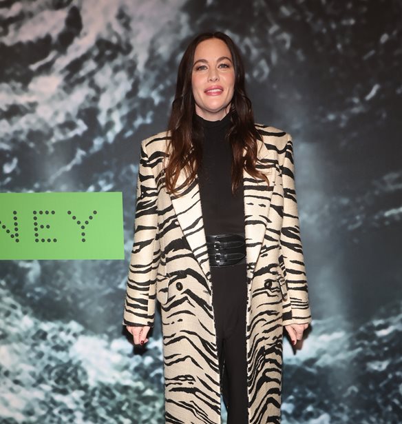 Liv Tyler | &#x397; &#x3B1;&#x3C0;&#x3AF;&#x3C3;&#x3C4;&#x3B5;&#x3C5;&#x3C4;&#x3B7; &#x3BF;&#x3BC;&#x3BF;&#x3B9;&#x3CC;&#x3C4;&#x3B7;&#x3C4;&#x3B1; &#x3BC;&#x3B5; &#x3C4;&#x3B7;&#x3BD; 8&#x3C7;&#x3C1;&#x3BF;&#x3BD;&#x3B7; &#x3BA;&#x3CC;&#x3C1;&#x3B7; &#x3C4;&#x3B7;&#x3C2;