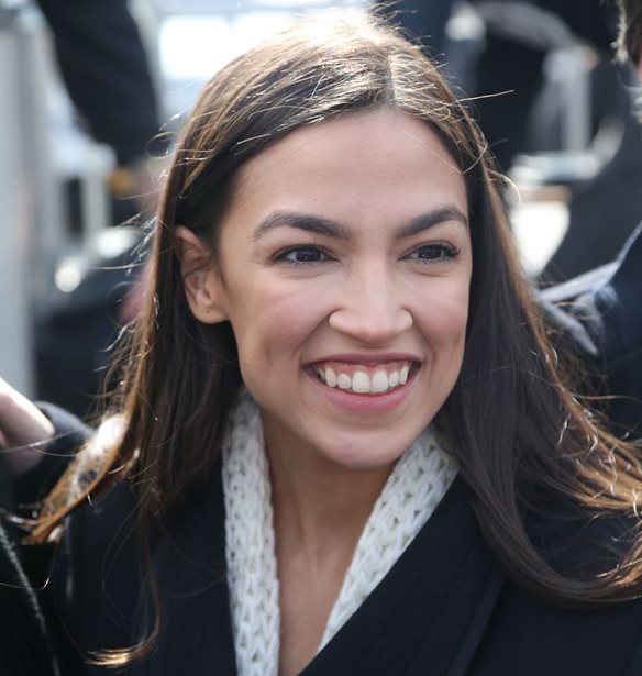 H Alexandria Ocasio-Cortez &#x3AD;&#x3BA;&#x3B1;&#x3BD;&#x3B5; &#x3C4;&#x3BF; &#x3B5;&#x3BC;&#x3B2;&#x3CC;&#x3BB;&#x3B9;&#x3BF; &#x3BA;&#x3B1;&#x3C4;&#x3AC; &#x3C4;&#x3BF;&#x3C5; Covid-19 &#x3BA;&#x3B1;&#x3B9; &#x3C0;&#x3B5;&#x3C1;&#x3B9;&#x3B3;&#x3C1;&#x3AC;&#x3C6;&#x3B5;&#x3B9; &#x3C4;&#x3B7;&#x3BD; &#x3B5;&#x3BC;&#x3C0;&#x3B5;&#x3B9;&#x3C1;&#x3AF;&#x3B1; &#x3C4;&#x3B7;&#x3C2;