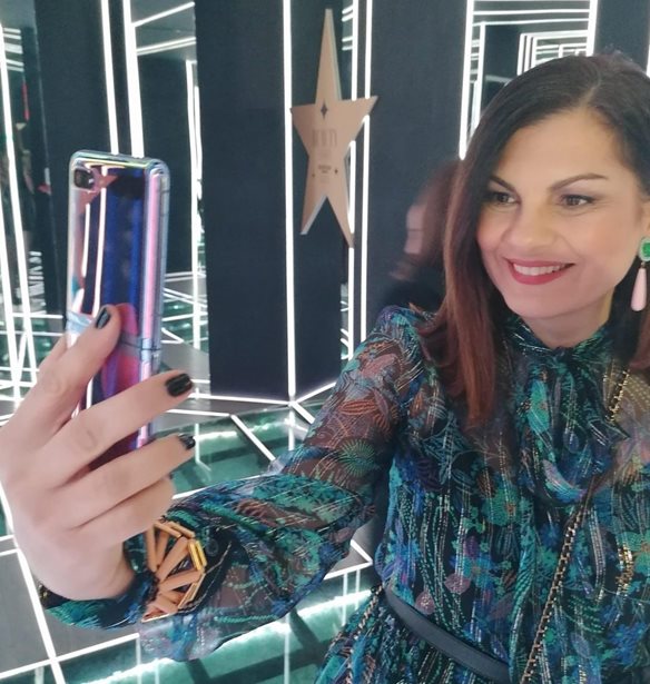 &#x397; &#x3B2;&#x3C1;&#x3B1;&#x3B4;&#x3B9;&#x3AC; &#x3C4;&#x3C9;&#x3BD; &#x3B2;&#x3C1;&#x3B1;&#x3B2;&#x3B5;&#x3AF;&#x3C9;&#x3BD; &#x3BA;&#x3B1;&#x3B9; &#x3B7; &#x3B5;&#x3BC;&#x3C0;&#x3B5;&#x3B9;&#x3C1;&#x3AF;&#x3B1; &#x3BC;&#x3BF;&#x3C5; &#x3BC;&#x3B5; &#x3C4;&#x3BF; &#x3BD;&#x3AD;&#x3BF; foldable!