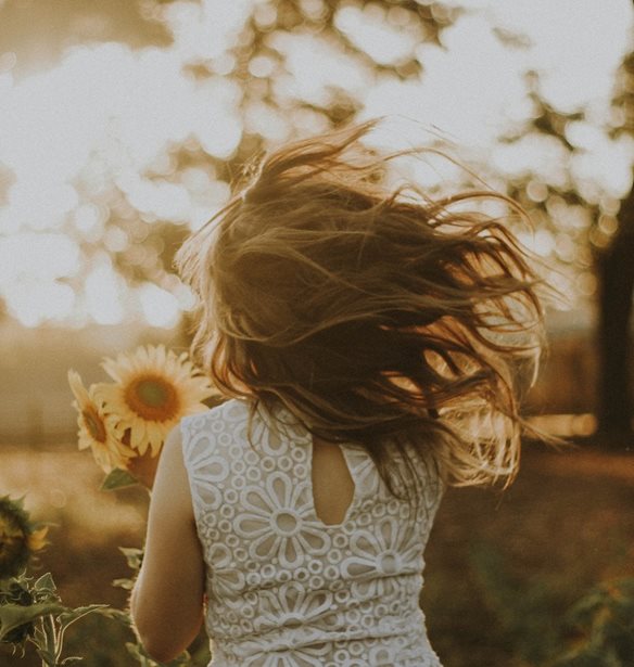 &#x39F;&#x3B9; &#x3B3;&#x3BF;&#x3BD;&#x3B5;&#x3AF;&#x3C2; &#x3C0;&#x3C1;&#x3AD;&#x3C0;&#x3B5;&#x3B9; &#x3BD;&#x3B1; &#x3C7;&#x3B1;&#x3C1;&#x3AF;&#x3B6;&#x3BF;&#x3C5;&#x3BD; &#x3C0;&#x3BF;&#x3CD; &#x3BA;&#x3B1;&#x3B9; &#x3C0;&#x3BF;&#x3CD; &#x3C3;&#x3C4;&#x3B1; &#x3C0;&#x3B1;&#x3B9;&#x3B4;&#x3B9;&#x3AC; &#x3C4;&#x3BF;&#x3C5;&#x3C2; &#x3C4;&#x3BF; &#x3B4;&#x3CE;&#x3C1;&#x3BF; &#x3C4;&#x3B7;&#x3C2; &#x3BC;&#x3BF;&#x3BD;&#x3B1;&#x3BE;&#x3B9;&#x3AC;&#x3C2;