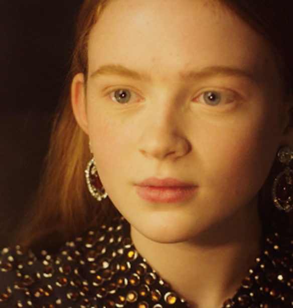 Chlo&#xEB; Sevigny &#x3BA;&#x3B1;&#x3B9; Dakota Fanning &#x3C0;&#x3C1;&#x3C9;&#x3C4;&#x3B1;&#x3B3;&#x3C9;&#x3BD;&#x3B9;&#x3C3;&#x3C4;o&#x3CD;&#x3BD; &#x3C3;&#x3C4;&#x3B7; &#x3BD;&#x3AD;&#x3B1; &#x3BA;&#x3B1;&#x3BC;&#x3C0;&#x3AC;&#x3BD;&#x3B9;&#x3B1; &#x3C4;&#x3B7;&#x3C2; Miu Miu