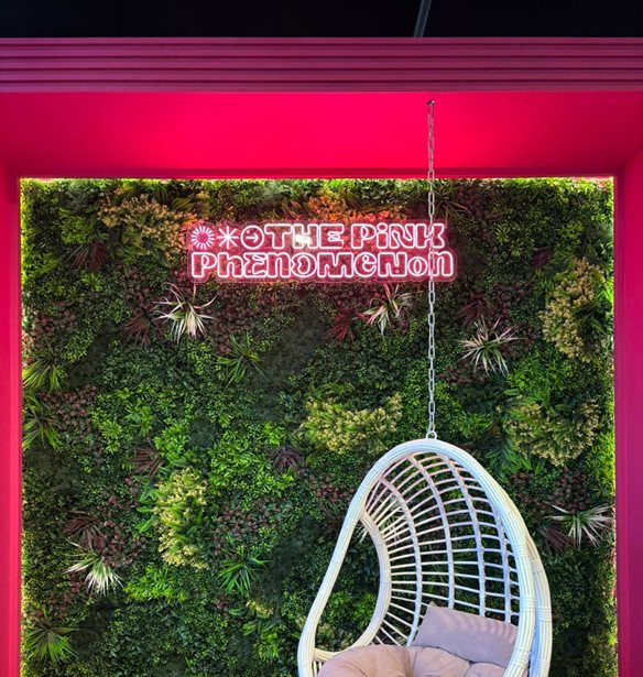 Pink vibes | &#x3A4;&#x3BF; &#x392;&#x3AF;&#x3BA;&#x3BF;&#x3C2; Pink Grapefruit &#x3C3;&#x3C4;&#x3BF; Athens Bar Show!