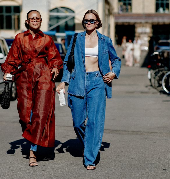 To '90s denim trend που κάνει δυναμικό comeback