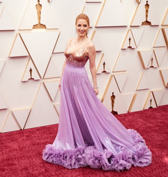 Jessica Chastain | &#x38C;&#x3C3;&#x3B1; &#x3C0;&#x3C1;&#x3AD;&#x3C0;&#x3B5;&#x3B9; &#x3BD;&#x3B1; &#x3B3;&#x3BD;&#x3C9;&#x3C1;&#x3AF;&#x3B6;&#x3B5;&#x3B9;&#x3C2; &#x3B3;&#x3B9;&#x3B1; &#x3C4;&#x3B7; &#x3C6;&#x3B5;&#x3C4;&#x3B9;&#x3BD;&#x3AE; &#x3BD;&#x3B9;&#x3BA;&#x3AE;&#x3C4;&#x3C1;&#x3B9;&#x3B1; &#x3C4;&#x3BF;&#x3C5; &#x38C;&#x3C3;&#x3BA;&#x3B1;&#x3C1; &#x391;&#x27; &#x393;&#x3C5;&#x3BD;&#x3B1;&#x3B9;&#x3BA;&#x3B5;&#x3AF;&#x3BF;&#x3C5; &#x3A1;&#x3CC;&#x3BB;&#x3BF;&#x3C5;