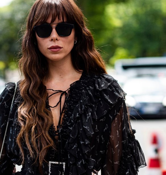 On a bugdet | 10 ανοιξιάτικες H&amp;M μπλούζες και tops που κοστίζουν μέχρι 30 ευρώ