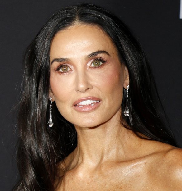 &#x397; Demi Moore &#x3BC;&#x3BF;&#x3B9;&#x3C1;&#x3AC;&#x3B6;&#x3B5;&#x3C4;&#x3B1;&#x3B9; &#x3BC;&#x3AF;&#x3B1; &#x3C4;&#x3B5;&#x3BB;&#x3B5;&#x3C5;&#x3C4;&#x3B1;&#x3AF;&#x3B1; &#x3B5;&#x3BE;&#x3AD;&#x3BB;&#x3B9;&#x3BE;&#x3B7; &#x3B3;&#x3B9;&#x3B1; &#x3C4;&#x3B7;&#x3BD; &#x3C5;&#x3B3;&#x3B5;&#x3AF;&#x3B1; &#x3C4;&#x3BF;&#x3C5; Bruce Willis