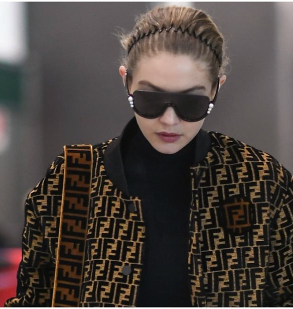 Είναι αυτό το νέο "it" print της σεζόν;