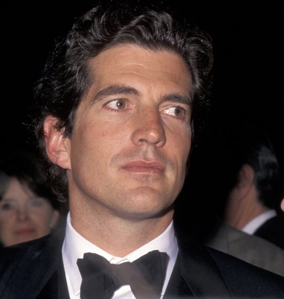 American Love Story | O &#x3B3;&#x3BF;&#x3B7;&#x3C4;&#x3B5;&#x3C5;&#x3C4;&#x3B9;&#x3BA;&#x3CC;&#x3C2; celebrity &#x3C0;&#x3BF;&#x3C5; &#x3B8;&#x3B1; &#x3C5;&#x3C0;&#x3BF;&#x3B4;&#x3C5;&#x3B8;&#x3B5;&#x3AF; &#x3C4;&#x3BF;&#x3BD; John F. Kennedy Jr.