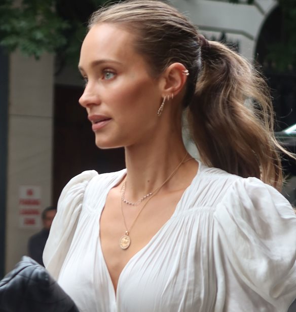 Like a fashionista | &#x391;&#x3C5;&#x3C4;&#x3AC; &#x3B5;&#x3AF;&#x3BD;&#x3B1;&#x3B9; &#x3C4;&#x3B1; 3 top &#x3BA;&#x3BF;&#x3C5;&#x3C1;&#x3AD;&#x3BC;&#x3B1;&#x3C4;&#x3B1; &#x3C0;&#x3BF;&#x3C5; &#x3BA;&#x3C5;&#x3C1;&#x3B9;&#x3B1;&#x3C1;&#x3C7;&#x3BF;&#x3CD;&#x3BD; &#x3C3;&#x3C4;&#x3BF; streetstyle &#x3C6;&#x3AD;&#x3C4;&#x3BF;&#x3C2; &#x3C4;&#x3BF; &#x3BA;&#x3B1;&#x3BB;&#x3BF;&#x3BA;&#x3B1;&#x3AF;&#x3C1;&#x3B9;