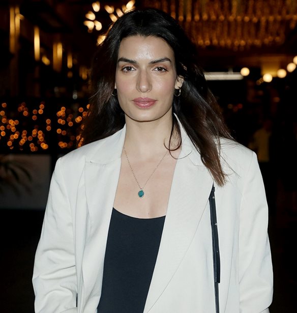 Glam vibes &#x3BA;&#x3B1;&#x3B9; red carpet | &#x38C;&#x3BB;&#x3B1; &#x3C4;&#x3B1; looks &#x3C4;&#x3B7;&#x3C2; &#x3A4;&#x3CC;&#x3BD;&#x3B9;&#x3B1;&#x3C2; &#x3A3;&#x3C9;&#x3C4;&#x3B7;&#x3C1;&#x3BF;&#x3C0;&#x3BF;&#x3CD;&#x3BB;&#x3BF;&#x3C5; &#x3C3;&#x3C4;&#x3BF; &#x3C6;&#x3B5;&#x3C3;&#x3C4;&#x3B9;&#x3B2;&#x3AC;&#x3BB; &#x3C4;&#x3B7;&#x3C2; &#x392;&#x3B5;&#x3BD;&#x3B5;&#x3C4;&#x3AF;&#x3B1;&#x3C2;