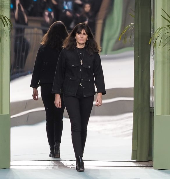 &#x397; Virginie Viard &#x3B1;&#x3C0;&#x3BF;&#x3C7;&#x3C9;&#x3C1;&#x3B5;&#x3AF; &#x3B1;&#x3C0;&#x3CC; &#x3C4;&#x3BF;&#x3BD; &#x3BF;&#x3AF;&#x3BA;&#x3BF; Chanel