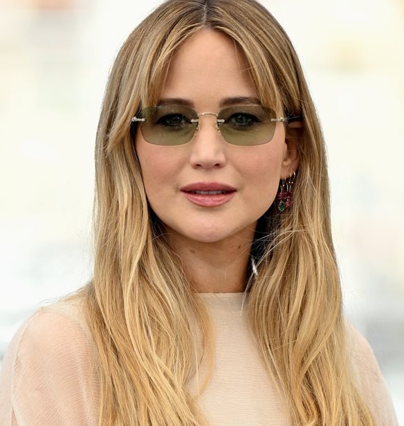 Jennifer Lawrence | &#x395;&#x3C0;&#x3B9;&#x3B2;&#x3B5;&#x3B2;&#x3B1;&#x3AF;&#x3C9;&#x3C3;&#x3B5; &#x3C4;&#x3BF; &#x3CC;&#x3BD;&#x3BF;&#x3BC;&#x3B1; &#x3C4;&#x3BF;&#x3C5; &#x3B4;&#x3B5;&#x3CD;&#x3C4;&#x3B5;&#x3C1;&#x3BF;&#x3C5; &#x3C0;&#x3B1;&#x3B9;&#x3B4;&#x3B9;&#x3BF;&#x3CD; &#x3C4;&#x3B7;&#x3C2; &#x3BC;&#x3AD;&#x3C3;&#x3B1; &#x3B1;&#x3C0;&#x3CC; &#x3AD;&#x3BD;&#x3B1; &#x3B1;&#x3BD;&#x3B1;&#x3C0;&#x3AC;&#x3BD;&#x3C4;&#x3B5;&#x3C7;&#x3BF; &#x3B1;&#x3BE;&#x3B5;&#x3C3;&#x3BF;&#x3C5;&#x3AC;&#x3C1;