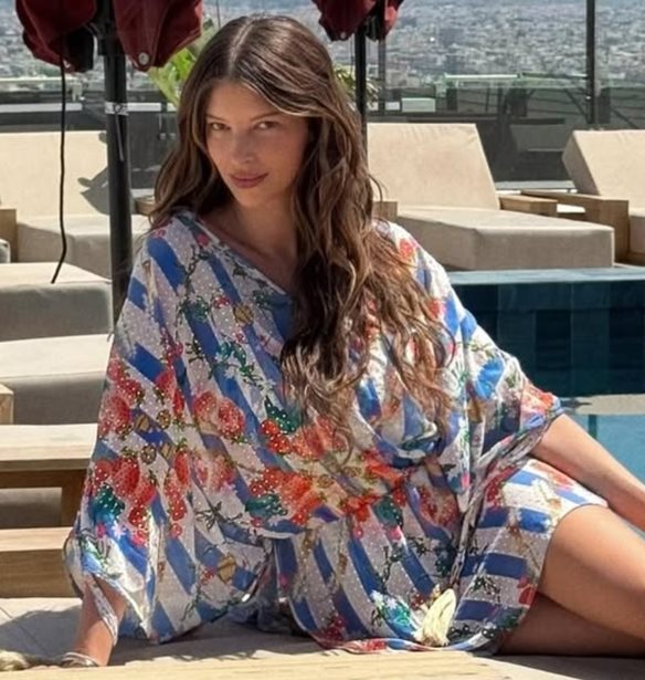 &#x397; fashion &#x3C3;&#x3C5;&#x3BB;&#x3BB;&#x3BF;&#x3B3;&#x3AE; &#x3C0;&#x3BF;&#x3C5; &#x3BB;&#x3B1;&#x3C4;&#x3C1;&#x3B5;&#x3CD;&#x3BF;&#x3C5;&#x3BD; &#x3BF;&#x3B9; &#x395;&#x3BB;&#x3BB;&#x3B7;&#x3BD;&#x3AF;&#x3B4;&#x3B5;&#x3C2; celebrities &#x3B4;&#x3B7;&#x3BC;&#x3B9;&#x3BF;&#x3C5;&#x3C1;&#x3B3;&#x3B5;&#x3AF; &#x3C4;&#x3BF; &#x3B1;&#x3C0;&#x3CC;&#x3BB;&#x3C5;&#x3C4;&#x3BF; holiday spirit &#x3B3;&#x3B9;&#x3B1; &#x3C4;&#x3BF; &#x3BA;&#x3B1;&#x3BB;&#x3BF;&#x3BA;&#x3B1;&#x3AF;&#x3C1;&#x3B9;