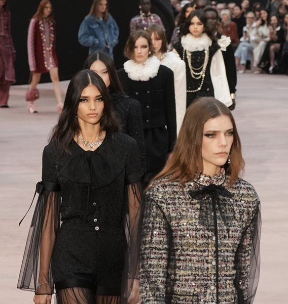 &#x397; &#x3BF;&#x3BD;&#x3B5;&#x3B9;&#x3C1;&#x3B9;&#x3BA;&#x3AE; &#x3C3;&#x3C5;&#x3BB;&#x3BB;&#x3BF;&#x3B3;&#x3AE; &#x3C4;&#x3BF;&#x3C5; &#x3BF;&#x3AF;&#x3BA;&#x3BF;&#x3C5; Chanel &#x3B3;&#x3B9;&#x3B1; &#x3C4;&#x3B7; &#x3C3;&#x3B5;&#x3B6;&#x3CC;&#x3BD; &#x3A6;&#x3B8;&#x3B9;&#x3BD;&#x3CC;&#x3C0;&#x3C9;&#x3C1;&#x3BF;/&#x3A7;&#x3B5;&#x3B9;&#x3BC;&#x3CE;&#x3BD;&#x3B1;&#x3C2; 2025-2026