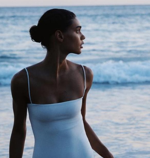 &#x3A4;&#x3B1; &#x3BA;&#x3BF;&#x3BC;&#x3C8;&#x3AC; &#x3BF;&#x3BB;&#x3CC;&#x3C3;&#x3C9;&#x3BC;&#x3B1; &#x3BC;&#x3B1;&#x3B3;&#x3B9;&#x3CC; &#x3B1;&#x3C0;&#x3CC; &#x3C4;&#x3B7; Massimo Dutti &#x3B3;&#x3B9;&#x3B1; &#x3B5;&#x3C3;&#x3AD;&#x3BD;&#x3B1; &#x3C0;&#x3BF;&#x3C5; &#x3B1;&#x3BD;&#x3C5;&#x3C0;&#x3BF;&#x3BC;&#x3BF;&#x3BD;&#x3B5;&#x3AF;&#x3C2; &#x3B3;&#x3B9;&#x3B1; &#x3C4;&#x3B9;&#x3C2; &#x3B2;&#x3BF;&#x3C5;&#x3C4;&#x3B9;&#x3AD;&#x3C2; &#x3C3;&#x3C4;&#x3B7; &#x3B8;&#x3AC;&#x3BB;&#x3B1;&#x3C3;&#x3C3;&#x3B1;