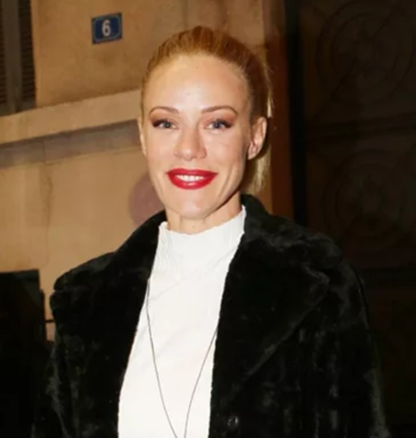 &#x3A4;&#x3BF; glam look &#x3C4;&#x3B7;&#x3C2; &#x396;&#x3AD;&#x3C4;&#x3B1;&#x3C2; &#x39C;&#x3B1;&#x3BA;&#x3C1;&#x3C5;&#x3C0;&#x3BF;&#x3CD;&#x3BB;&#x3B9;&#x3B1; &#x3C0;&#x3BF;&#x3C5; &#x3B8;&#x3B1; &#x3C3;&#x3B5; &#x3B2;&#x3AC;&#x3BB;&#x3B5;&#x3B9; &#x3B1;&#x3BC;&#x3AD;&#x3C3;&#x3C9;&#x3C2; &#x3C3;&#x3B5; &#x3C7;&#x3C1;&#x3B9;&#x3C3;&#x3C4;&#x3BF;&#x3C5;&#x3B3;&#x3B5;&#x3BD;&#x3BD;&#x3B9;&#x3AC;&#x3C4;&#x3B9;&#x3BA;&#x3BF; mood