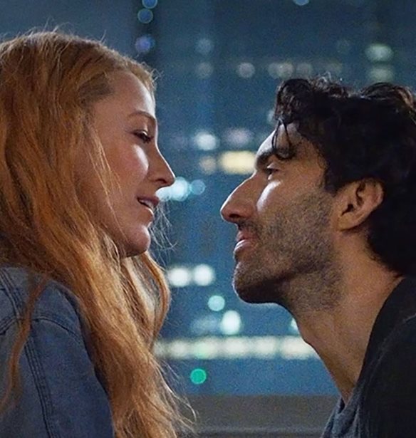 &#x388;&#x3BD;&#x3B1;&#x3C2; &#x3B1;&#x3C0;&#x3CC; &#x3C4;&#x3BF;&#x3C5;&#x3C2; &#x3C0;&#x3C1;&#x3C9;&#x3C4;&#x3B1;&#x3B3;&#x3C9;&#x3BD;&#x3B9;&#x3C3;&#x3C4;&#x3AD;&#x3C2; &#x3C4;&#x3BF;&#x3C5; It Ends with Us &#x3B1;&#x3C0;&#x3B1;&#x3BD;&#x3C4;&#x3AC; &#x3C3;&#x3B5; &#x3B1;&#x3C5;&#x3C4;&#x3CC; &#x3C0;&#x3BF;&#x3C5; &#x3CC;&#x3BB;&#x3BF;&#x3B9; &#x3B8;&#x3AD;&#x3BB;&#x3B1;&#x3BC;&#x3B5; &#x3BD;&#x3B1; &#x3C1;&#x3C9;&#x3C4;&#x3AE;&#x3C3;&#x3BF;&#x3C5;&#x3BC;&#x3B5;