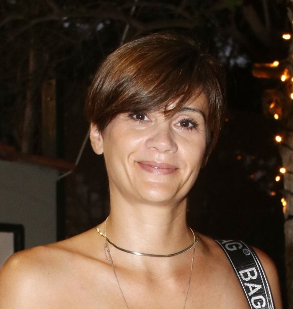 &#x397; &#x386;&#x3BD;&#x3BD;&#x3B1; &#x39C;&#x3B1;&#x3C1;&#x3AF;&#x3B1; &#x3A0;&#x3B1;&#x3C0;&#x3B1;&#x3C7;&#x3B1;&#x3C1;&#x3B1;&#x3BB;&#x3AC;&#x3BC;&#x3C0;&#x3BF;&#x3C5;&#x3C2; &#x3B3;&#x3AF;&#x3BD;&#x3B5;&#x3C4;&#x3B1;&#x3B9; &#x3BA;&#x3B1;&#x3C3;&#x3C4;&#x3B1;&#x3BD;&#x3CC;&#x3BE;&#x3B1;&#x3BD;&#x3B8;&#x3B7; &#x3BA;&#x3B1;&#x3B9; &#x3C5;&#x3B9;&#x3BF;&#x3B8;&#x3B5;&#x3C4;&#x3B5;&#x3AF; &#x3C4;&#x3BF; &#x3BA;&#x3BF;&#x3CD;&#x3C1;&#x3B5;&#x3BC;&#x3B1; &#x3C4;&#x3C9;&#x3BD; &#x3C0;&#x3C1;&#x3C9;&#x3C4;&#x3B1;&#x3B3;&#x3C9;&#x3BD;&#x3B9;&#x3C3;&#x3C4;&#x3C1;&#x3B9;&#x3CE;&#x3BD; &#x3C4;&#x3B7;&#x3C2; Nouvelle Vague