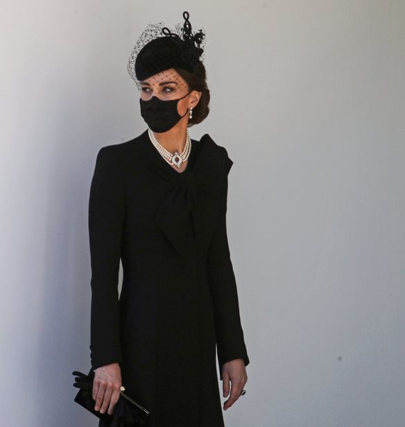 &#x39A;&#x3B7;&#x3B4;&#x3B5;&#x3AF;&#x3B1; &#x3A0;&#x3C1;&#x3AF;&#x3B3;&#x3BA;&#x3B9;&#x3C0;&#x3B1; &#x3A6;&#x3B9;&#x3BB;&#x3AF;&#x3C0;&#x3C0;&#x3BF;&#x3C5; | &#x39F;&#x3B9; &#x3B5;&#x3BC;&#x3C6;&#x3B1;&#x3BD;&#x3AF;&#x3C3;&#x3B5;&#x3B9;&#x3C2; &#x3C4;&#x3C9;&#x3BD; &#x3B3;&#x3C5;&#x3BD;&#x3B1;&#x3B9;&#x3BA;&#x3CE;&#x3BD; &#x3C4;&#x3B7;&#x3C2; &#x3B2;&#x3B1;&#x3C3;&#x3B9;&#x3BB;&#x3B9;&#x3BA;&#x3AE;&#x3C2; &#x3BF;&#x3B9;&#x3BA;&#x3BF;&#x3B3;&#x3AD;&#x3BD;&#x3B5;&#x3B9;&#x3B1;&#x3C2;