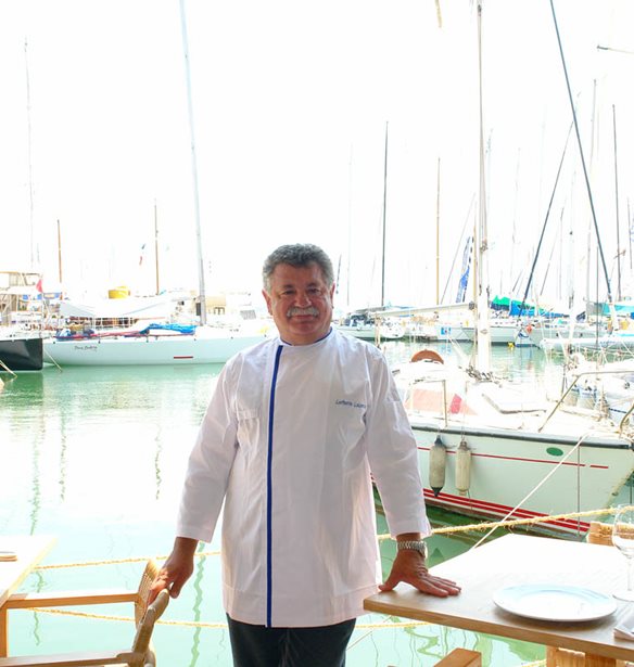 &#x3A4;&#x3BF; &#x392;&#x3B1;&#x3C1;&#x3BF;&#x3CD;&#x3BB;&#x3BA;&#x3BF; &#x3C3;&#x3C5;&#x3BC;&#x3C0;&#x3BB;&#x3B7;&#x3C1;&#x3CE;&#x3BD;&#x3B5;&#x3B9; 30 &#x3C7;&#x3C1;&#x3CC;&#x3BD;&#x3B9;&#x3B1; &#x3B5;&#x3C0;&#x3B9;&#x3C4;&#x3C5;&#x3C7;&#x3B7;&#x3BC;&#x3AD;&#x3BD;&#x3B7;&#x3C2; &quot;&#x3C0;&#x3BB;&#x3B5;&#x3CD;&#x3C3;&#x3B7;&#x3C2;&quot; &#x3C3;&#x3C4;&#x3B7; &#x3B8;&#x3B1;&#x3BB;&#x3B1;&#x3C3;&#x3C3;&#x3B9;&#x3BD;&#x3AE; &#x3BA;&#x3BF;&#x3C5;&#x3B6;&#x3AF;&#x3BD;&#x3B1;