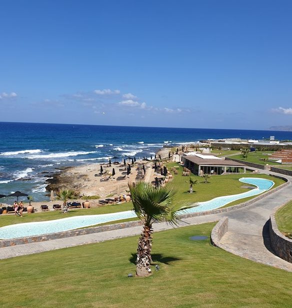#Tidbits *: Destination Resort
