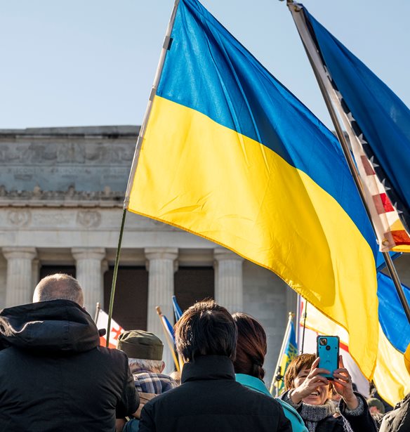 &#x39F;&#x3B9; &#x3B1;&#x3BD;&#x3B1;&#x3C1;&#x3C4;&#x3AE;&#x3C3;&#x3B5;&#x3B9;&#x3C2; &#x3C4;&#x3C9;&#x3BD; celebrities &#x3C3;&#x3C4;&#x3B1; social media &#x3B3;&#x3B9;&#x3B1; &#x3C4;&#x3B7;&#x3BD; &#x3C1;&#x3C9;&#x3C3;&#x3B9;&#x3BA;&#x3AE; &#x3B5;&#x3B9;&#x3C3;&#x3B2;&#x3BF;&#x3BB;&#x3AE; &#x3C3;&#x3C4;&#x3B7;&#x3BD; &#x39F;&#x3C5;&#x3BA;&#x3C1;&#x3B1;&#x3BD;&#x3AF;&#x3B1;