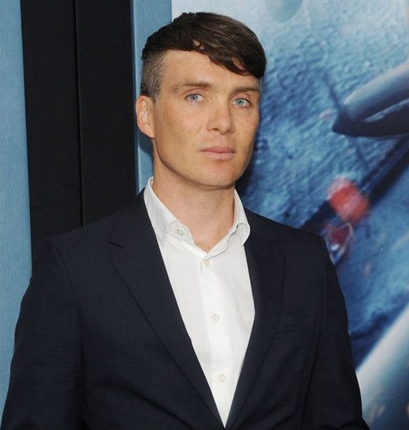 O Cilian Murphy &#x3B1;&#x3C0;&#x3BF;&#x3BA;&#x3B1;&#x3BB;&#x3CD;&#x3C0;&#x3C4;&#x3B5;&#x3B9; &#x3C4;&#x3BF; soundtrack &#x3C4;&#x3B7;&#x3C2; &#x3BA;&#x3B1;&#x3B8;&#x3B7;&#x3BC;&#x3B5;&#x3C1;&#x3B9;&#x3BD;&#x3CC;&#x3C4;&#x3B7;&#x3C4;&#x3AC;&#x3C2; &#x3C4;&#x3BF;&#x3C5;