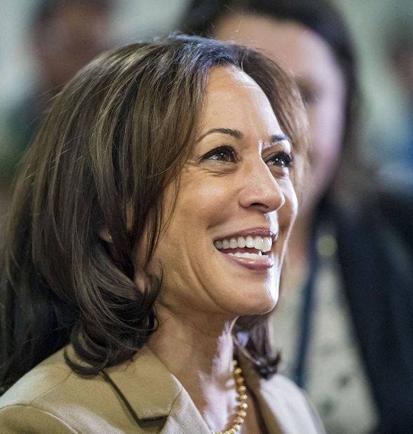 &#x397; Kamala Harris &#x3C3;&#x3B5; &#x3C1;&#x3CC;&#x3BB;&#x3BF; Youtuber