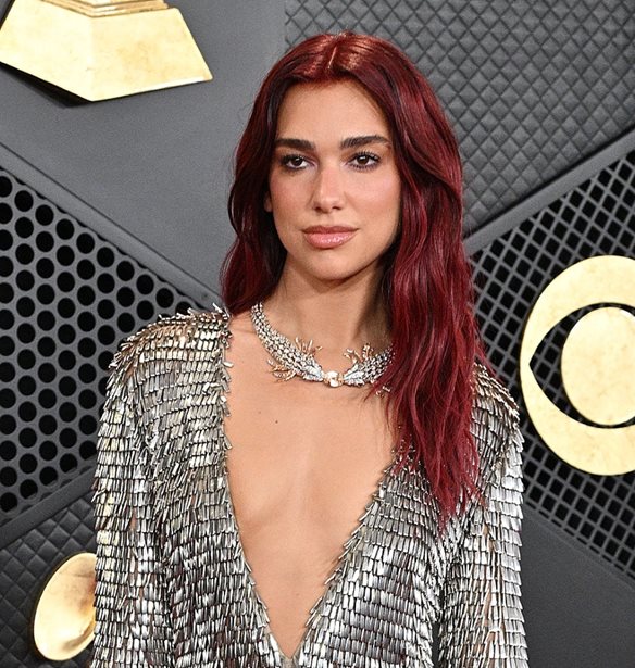 Grammys 2024 | &#x397; &#x3B5;&#x3BC;&#x3C6;&#x3AC;&#x3BD;&#x3B9;&#x3C3;&#x3B7; &#x3C4;&#x3B7;&#x3C2; Dua Lipa &#x3BC;&#x3B5; &#x3C4;&#x3BF;&#x3BD; Callum Turner &#x3C3;&#x3C4;&#x3BF; after party