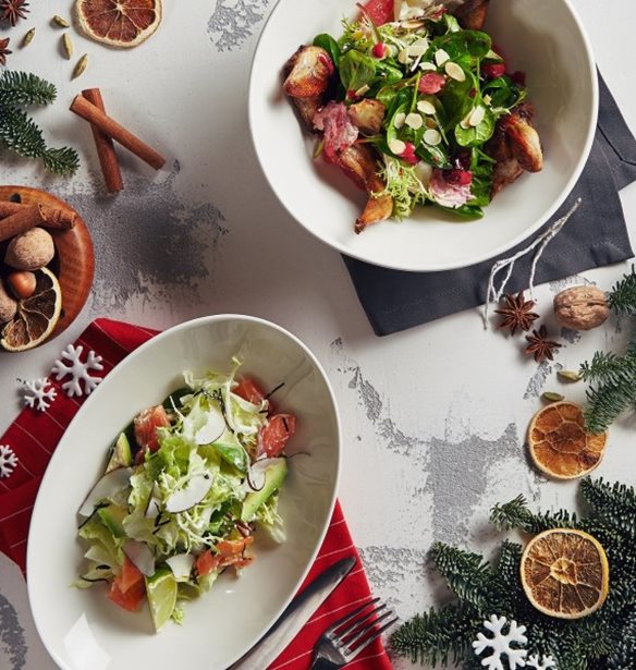 Πρωτότυπες σαλάτες: 10 νόστιμες συνταγές για το τραπέζι των Χριστουγέννων