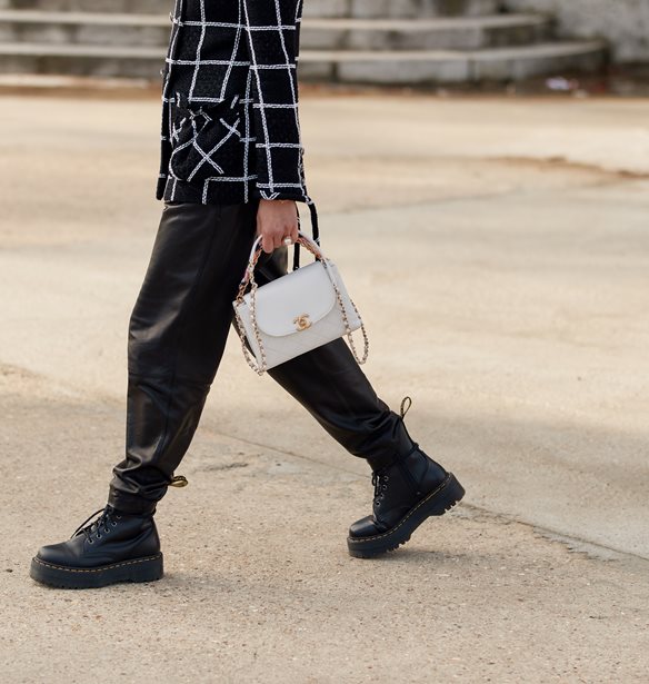 &#x3A4;&#x3BF; &#x3B4;&#x3B5;&#x3C1;&#x3BC;&#x3AC;&#x3C4;&#x3B9;&#x3BD;&#x3BF; &#x3C0;&#x3B1;&#x3BD;&#x3C4;&#x3B5;&#x3BB;&#x3CC;&#x3BD;&#x3B9; &#x3B5;&#x3AF;&#x3BD;&#x3B1;&#x3B9; &#x3B7; &#x3B1;&#x3B3;&#x3BF;&#x3C1;&#x3AC; &#x3C0;&#x3BF;&#x3C5; &#x3C0;&#x3C1;&#x3AD;&#x3C0;&#x3B5;&#x3B9; &#x3BD;&#x3B1; &#x3BA;&#x3AC;&#x3BD;&#x3B5;&#x3B9;&#x3C2; &#x3C4;&#x3CE;&#x3C1;&#x3B1;