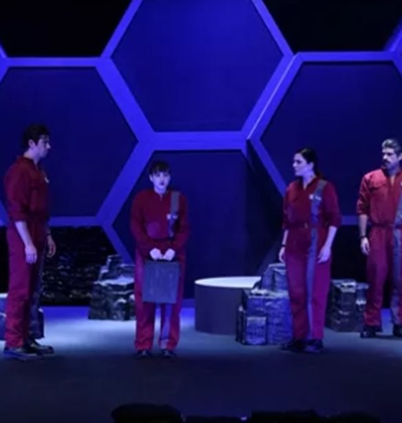 &#x3A0;&#x3C1;&#x3CE;&#x3C4;&#x3B5;&#x3C2; &#x3C6;&#x3C9;&#x3C4;&#x3BF;&#x3B3;&#x3C1;&#x3B1;&#x3C6;&#x3AF;&#x3B5;&#x3C2; &#x3BA;&#x3B1;&#x3B9; trailer &#x3B1;&#x3C0;&#x3CC; &#x3C4;&#x3B7; &#x3BD;&#x3AD;&#x3B1; &#x3C0;&#x3B1;&#x3C1;&#x3AC;&#x3C3;&#x3C4;&#x3B1;&#x3C3;&#x3B7; &#x3C4;&#x3BF;&#x3C5; &#x393;&#x3B9;&#x3CE;&#x3C1;&#x3B3;&#x3BF;&#x3C5; &#x39A;&#x3B1;&#x3C0;&#x3BF;&#x3C5;&#x3C4;&#x3B6;&#x3AF;&#x3B4;&#x3B7;