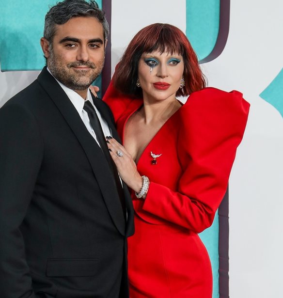 Lady Gaga | &#x395;&#x3C0;&#x3AD;&#x3C3;&#x3C4;&#x3C1;&#x3B5;&#x3C8;&#x3B5; &#x3C3;&#x3C4;&#x3BF;&#x3BD; &#x3C0;&#x3B1;&#x3BB;&#x3B9;&#x3CC; &#x3C4;&#x3B7;&#x3C2; &#x3B5;&#x3B1;&#x3C5;&#x3C4;&#x3CC; &#x3C3;&#x3C4;&#x3B7;&#x3BD; &#x3C0;&#x3C1;&#x3B5;&#x3BC;&#x3B9;&#x3AD;&#x3C1;&#x3B1; &#x3C4;&#x3BF;&#x3C5; Joker 2