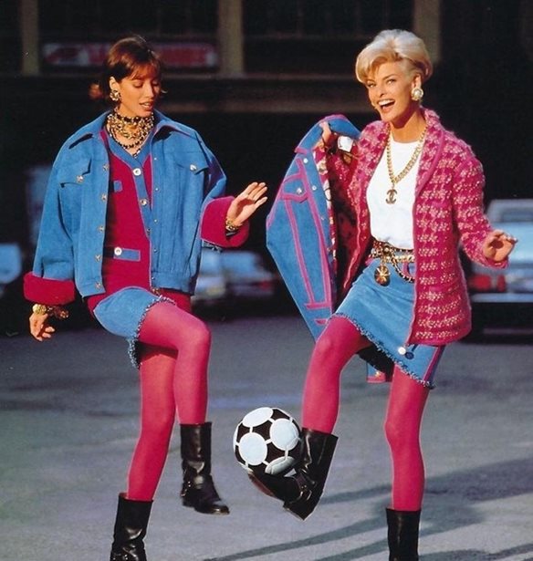 &#x39F;&#x3B9; &#x3BA;&#x3B1;&#x3BB;&#x3CD;&#x3C4;&#x3B5;&#x3C1;&#x3B5;&#x3C2; &#x3C3;&#x3C4;&#x3B9;&#x3B3;&#x3BC;&#x3AD;&#x3C2; &#x3C4;&#x3B7;&#x3C2; &#x3BC;&#x3CC;&#x3B4;&#x3B1;&#x3C2; &#x2013; &#x3C0;&#x3C1;&#x3B9;&#x3BD; &#x3C4;&#x3BF; 2000 &#x2013; &#x3C3;&#x3C4;&#x3BF; Instagram