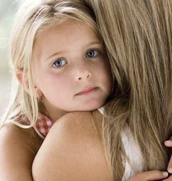 &#x394;&#x3C5;&#x3BF; &#x3BB;&#x3CC;&#x3B3;&#x3B9;&#x3B1; &#x3C3;&#x3C4;&#x3BF;&#x3BD; &#x3B3;&#x3BF;&#x3BD;&#x3B9;&#x3CC; &#x3C0;&#x3BF;&#x3C5; &#x3C0;&#x3B9;&#x3C3;&#x3C4;&#x3B5;&#x3CD;&#x3B5;&#x3B9; &#x3C3;&#x3C4;&#x3BF; &quot;peaceful parenting&quot;, &#x3B1;&#x3BB;&#x3BB;&#x3AC; &#x3B4;&#x3C5;&#x3C3;&#x3BA;&#x3BF;&#x3BB;&#x3B5;&#x3CD;&#x3B5;&#x3C4;&#x3B1;&#x3B9; &#x3BD;&#x3B1; &#x3C4;&#x3BF; &#x3B5;&#x3C6;&#x3B1;&#x3C1;&#x3BC;&#x3CC;&#x3C3;&#x3B5;&#x3B9;
