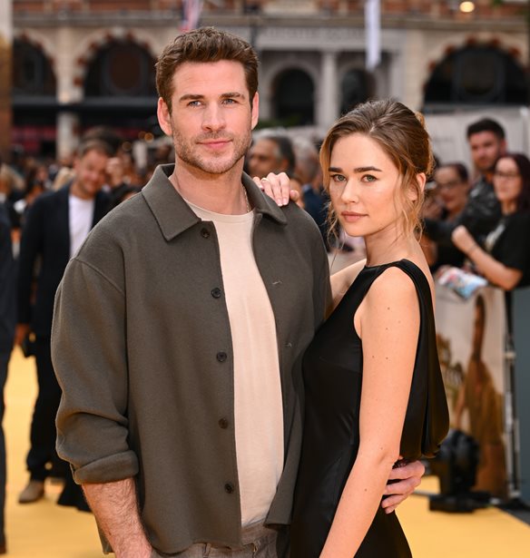&#x39F; Liam Hemsworth &#x3BA;&#x3B1;&#x3B9; &#x3B7; Gabriella Brooks &#x3B1;&#x3C1;&#x3C1;&#x3B1;&#x3B2;&#x3C9;&#x3BD;&#x3B9;&#x3AC;&#x3C3;&#x3C4;&#x3B7;&#x3BA;&#x3B1;&#x3BD; - &#x3A4;&#x3BF; &#x3B5;&#x3BD;&#x3C4;&#x3C5;&#x3C0;&#x3C9;&#x3C3;&#x3B9;&#x3B1;&#x3BA;&#x3CC; &#x3BC;&#x3BF;&#x3BD;&#x3CC;&#x3C0;&#x3B5;&#x3C4;&#x3C1;&#x3BF;