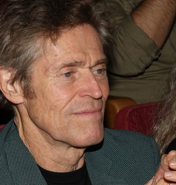 O Willem Dafoe &#x3BE;&#x3B1;&#x3BD;&#x3AC; &#x3C3;&#x3C4;&#x3B7;&#x3BD; &#x391;&#x3B8;&#x3AE;&#x3BD;&#x3B1; | &#x3A0;&#x3BF;&#x3B9;&#x3B1; &#x3C0;&#x3B1;&#x3C1;&#x3AC;&#x3C3;&#x3C4;&#x3B1;&#x3C3;&#x3B7; &#x3B5;&#x3C0;&#x3AD;&#x3BB;&#x3B5;&#x3BE;&#x3B5; &#x3BD;&#x3B1; &#x3B4;&#x3B5;&#x3B9;